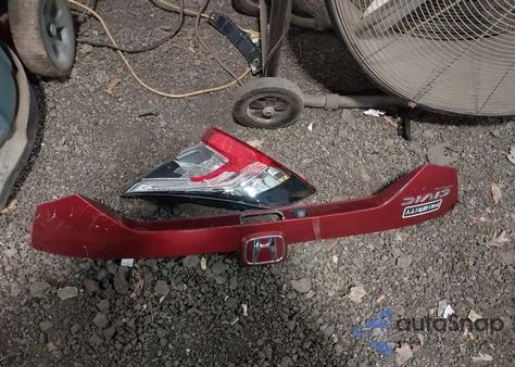 2019 Honda Civic Lx z USA, uszkodzony, nr VIN 19XFC2F61KE031681